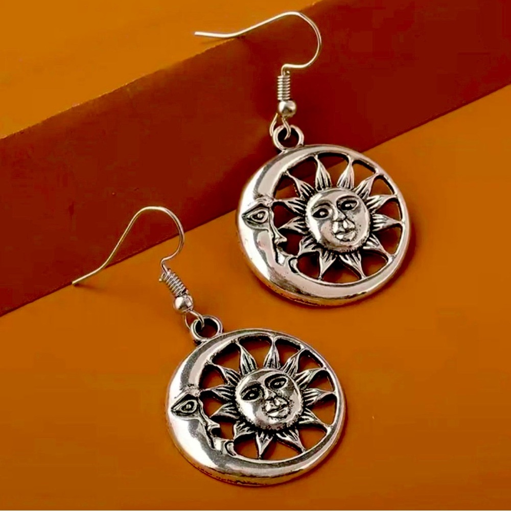 Moon & Sun Shape Drop Earrings